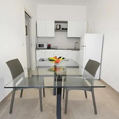Melo 48 Bed & Breakfast Bari