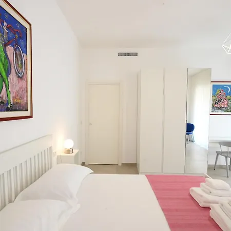 Melo 48 Bed & Breakfast 4*